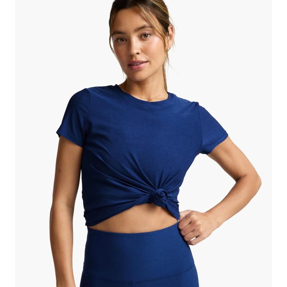 NEW Beyond Yoga On the Down Low T-Shirt Medium Blue Activewear Tee